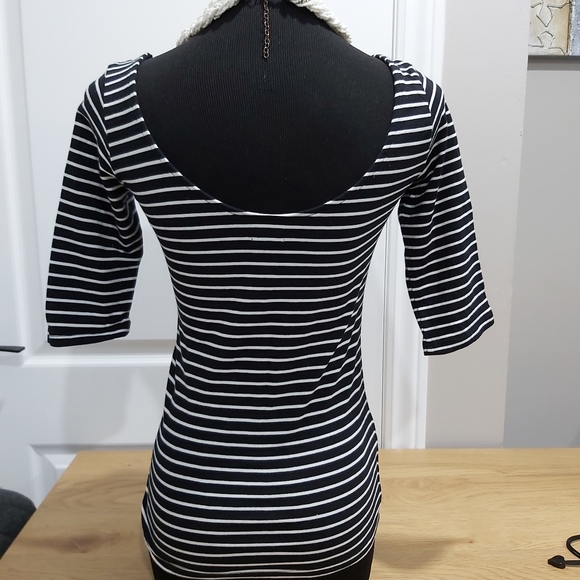 Garage stripe fitted top, size: medium-8/10 - Picture 4 of 9